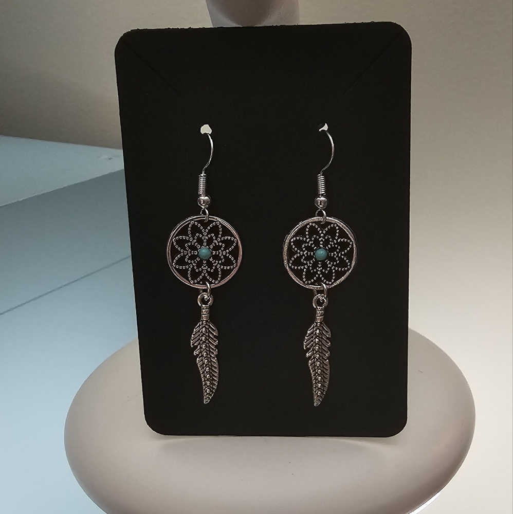 DREAM CATCHER EARRINGS WITH TURQUOISE & ONE FEATHER – NAVAJO - Picture 3 of 3